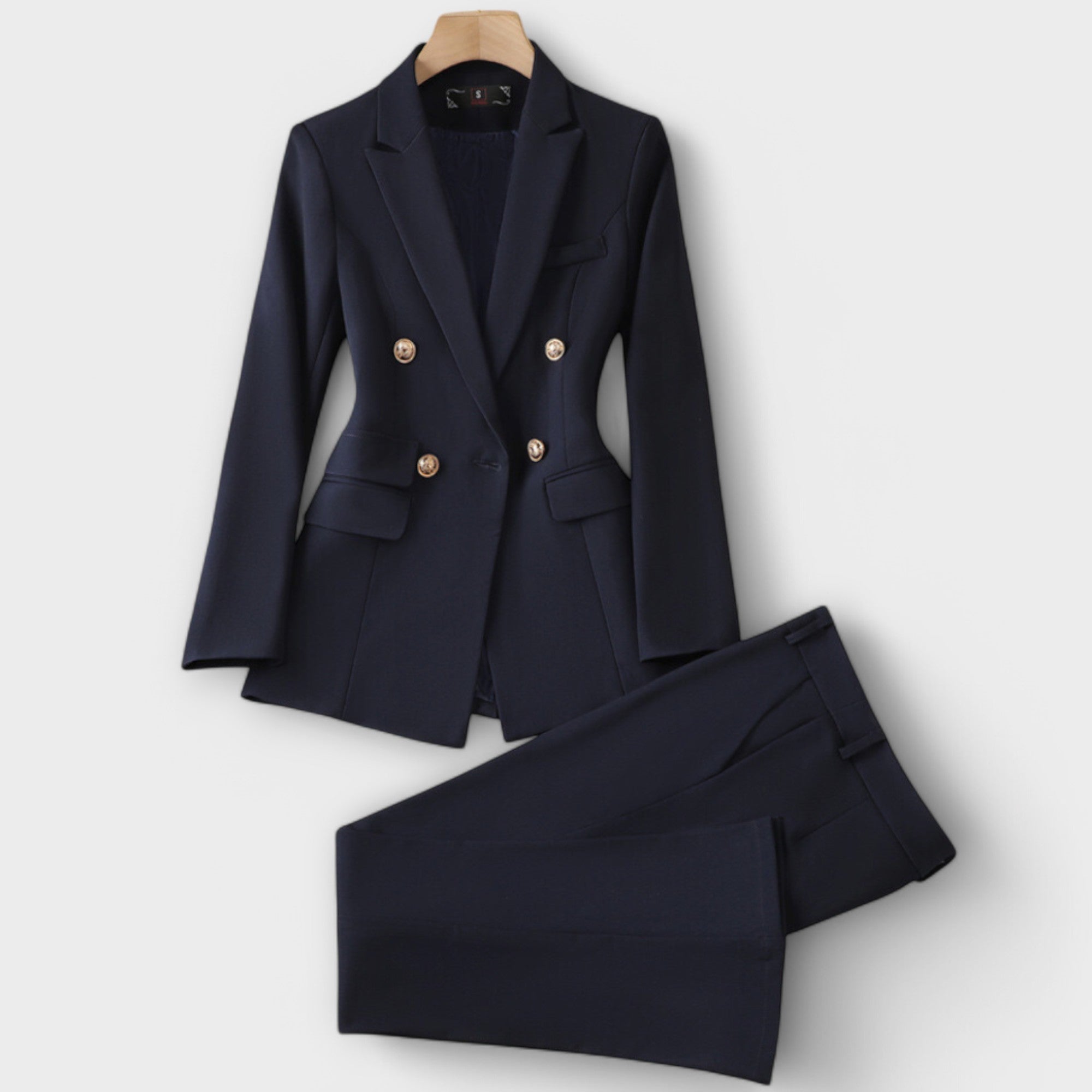 Ema - Conjunto elegante